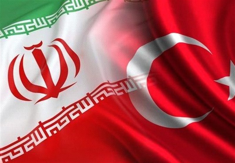 وزرای کشور ایران و ترکیه خواهان تحکیم روابط دو جانبه شدند