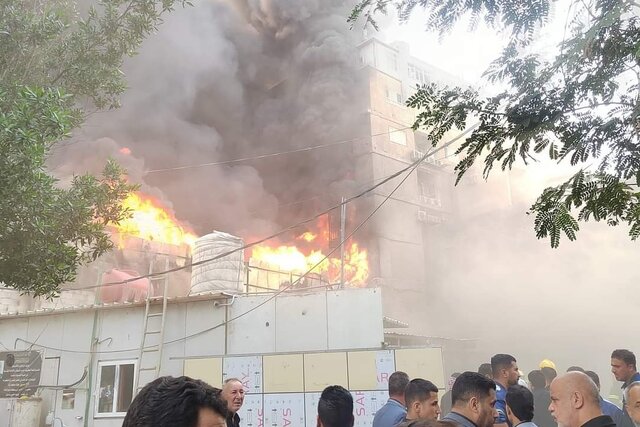 آتش سوزی یک هتل در کربلا، زائران ایران خارج شده و آسیبی ندیدند