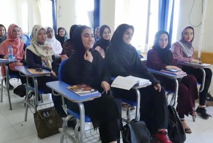 استعفای اساتید افغان به دلیل ممنوعیت آموزش دختران در دانشگاه‌ها