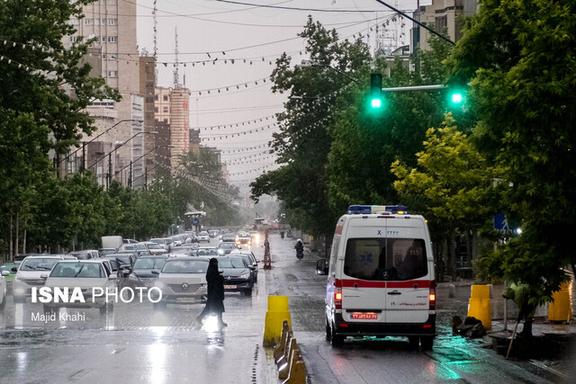 احتمال توفان لحظه‌ای و رگبار شدید باران در تهران