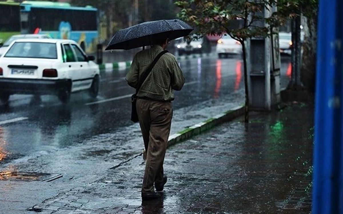 ورود سامانه بارشی به همراه افزایش دما در تهران