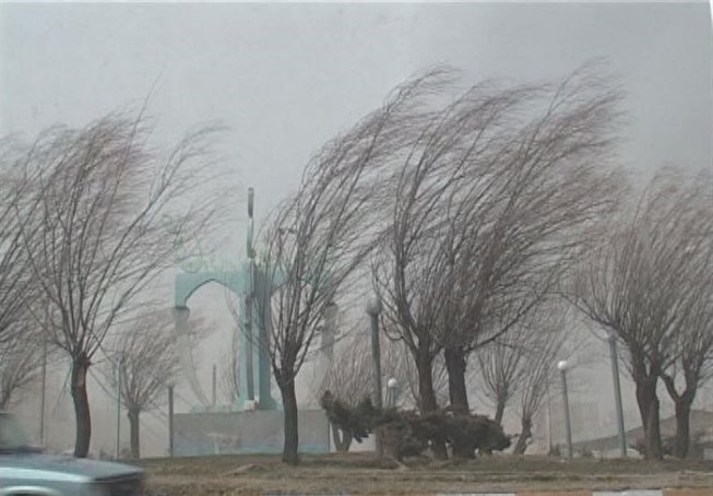 پیش بینی وزش باد شدید و خیزش گرد و خاک در تهران