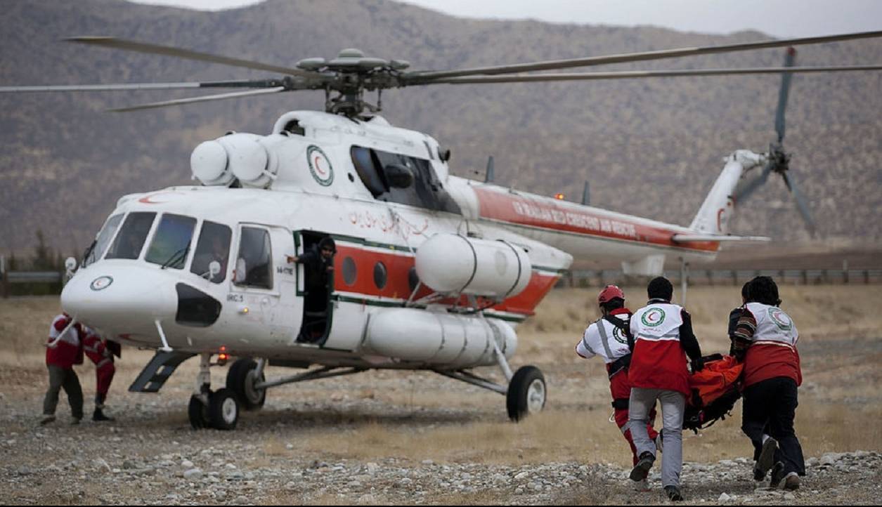 اعزام بالگرد به ارتفاعات شمیرانات تهران برای نجات فرد سقوط کرده