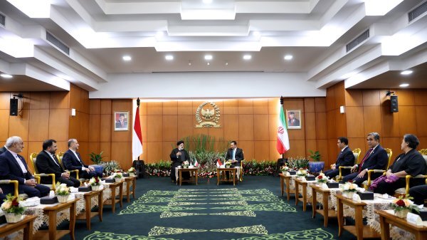 دیدار رئیس جمهور با رئیس مجلس مشورتی خلق اندونزی