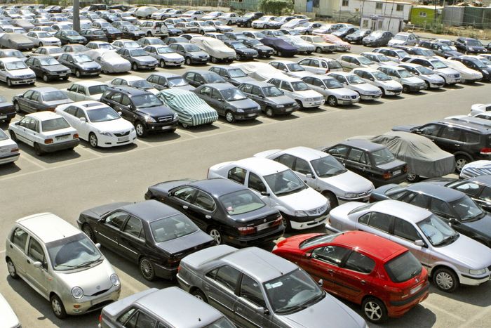 کاهش قیمت ۱۰ تا ۲۵ میلیون تومانی خودرو‌های داخلی و مونتاژی