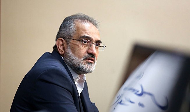 حسینی:رشد اقتصادی ۸ درصد قابل تحقق است