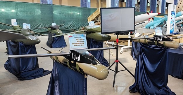 رونمایی از بمب‌های هوشمند آرمان ۱و ۲ در نمایشگاه تجهیزات دفاعی