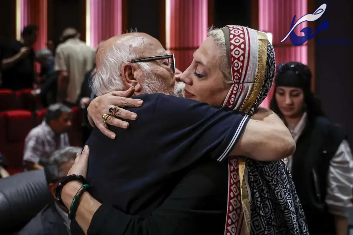 علیرضا داودنژاد نشان‌دار شد